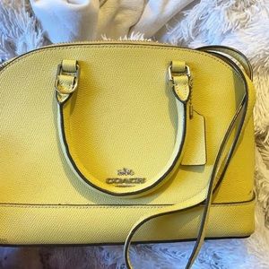 YELLOW COACH BAG